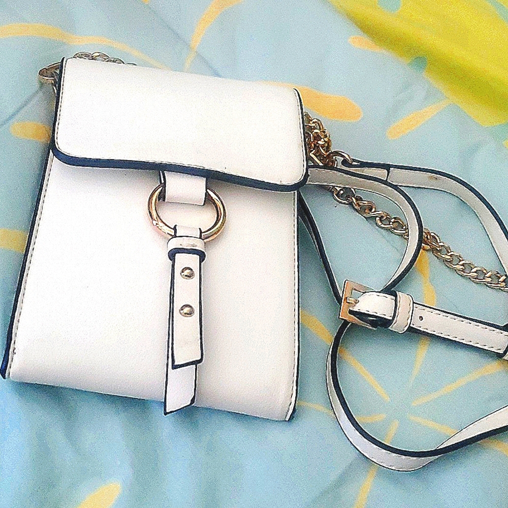 Hand bag